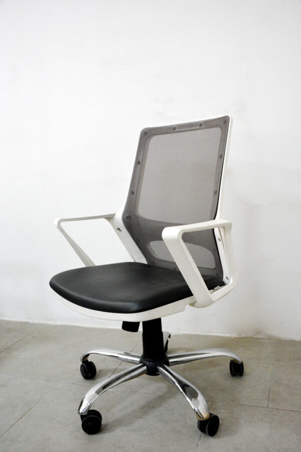 Donna Beyaz Çalışma Koltuğu