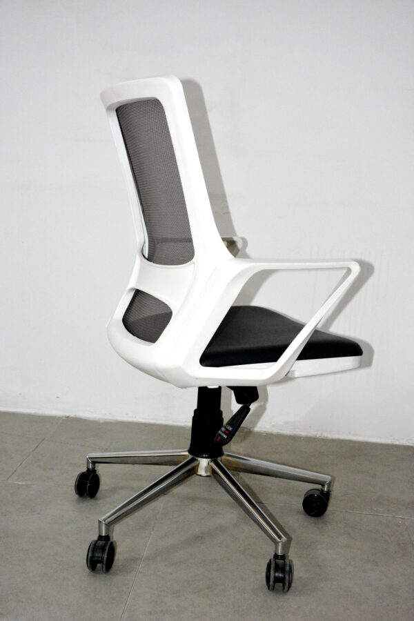 Donna Beyaz Çalışma Koltuğu