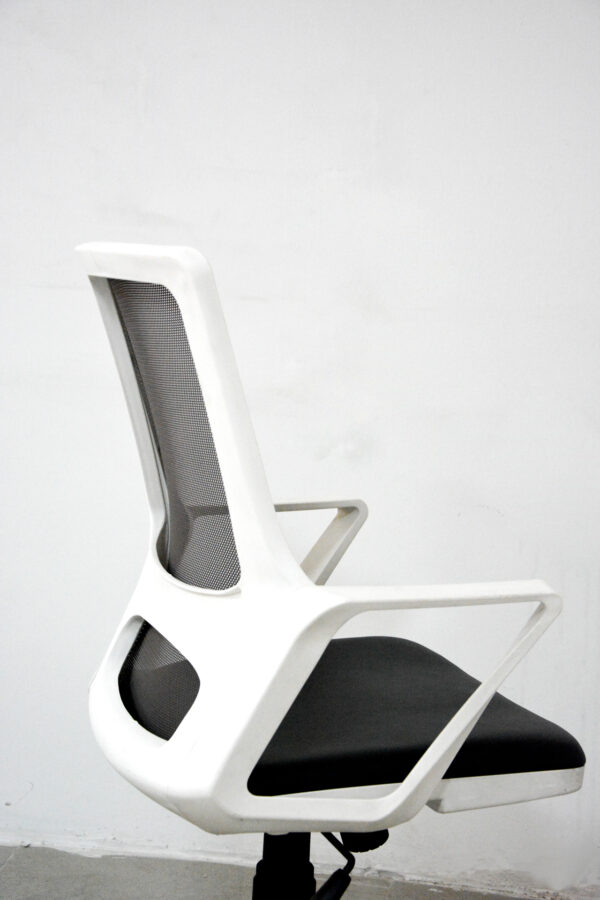 Donna Beyaz Çalışma Koltuğu